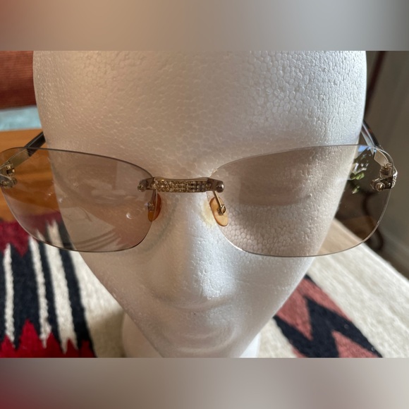 Valentino Rimless Sunglasses - Picture 3 of 16